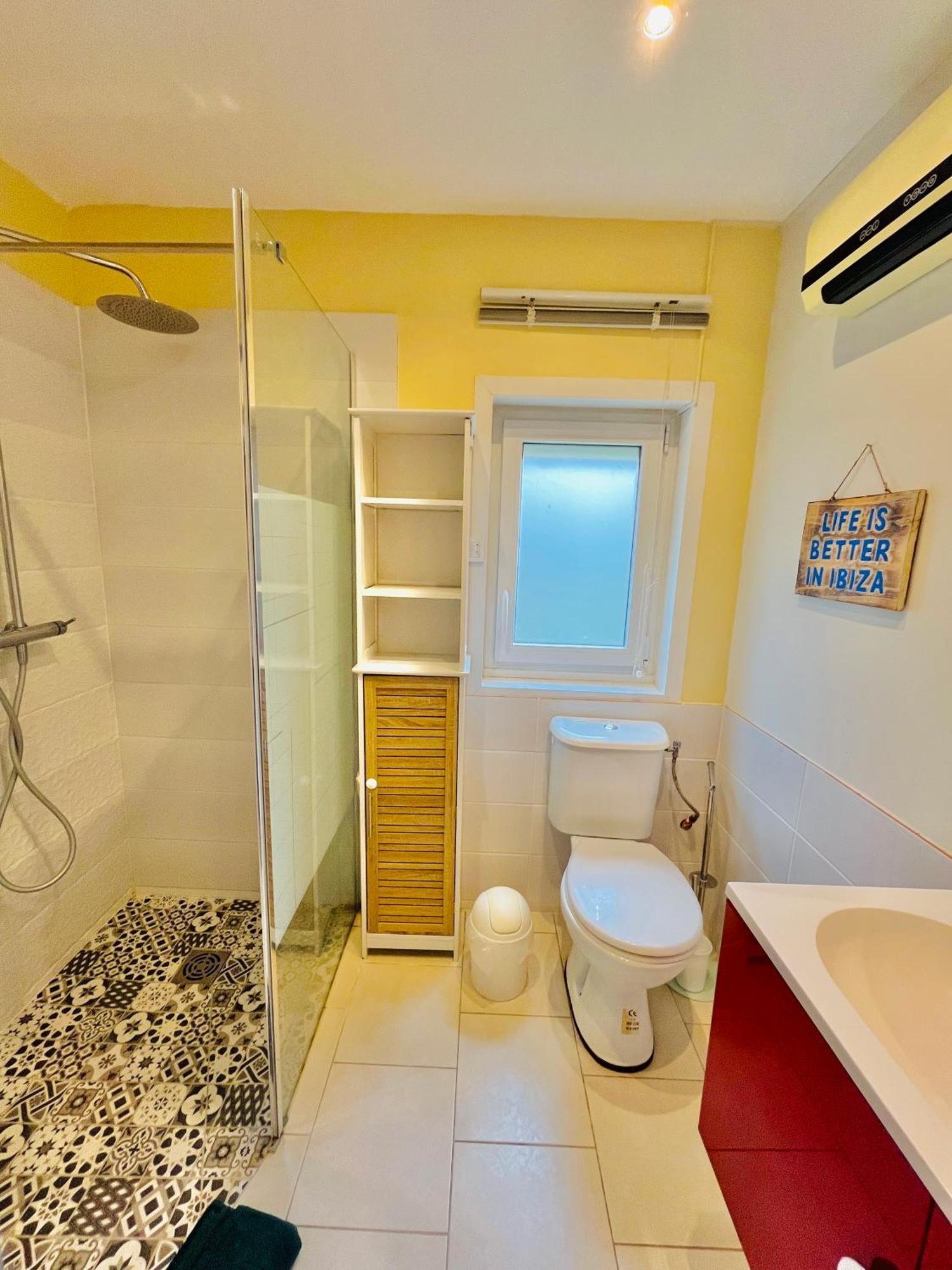 Pierrange Apartment Grillon Bagian luar foto