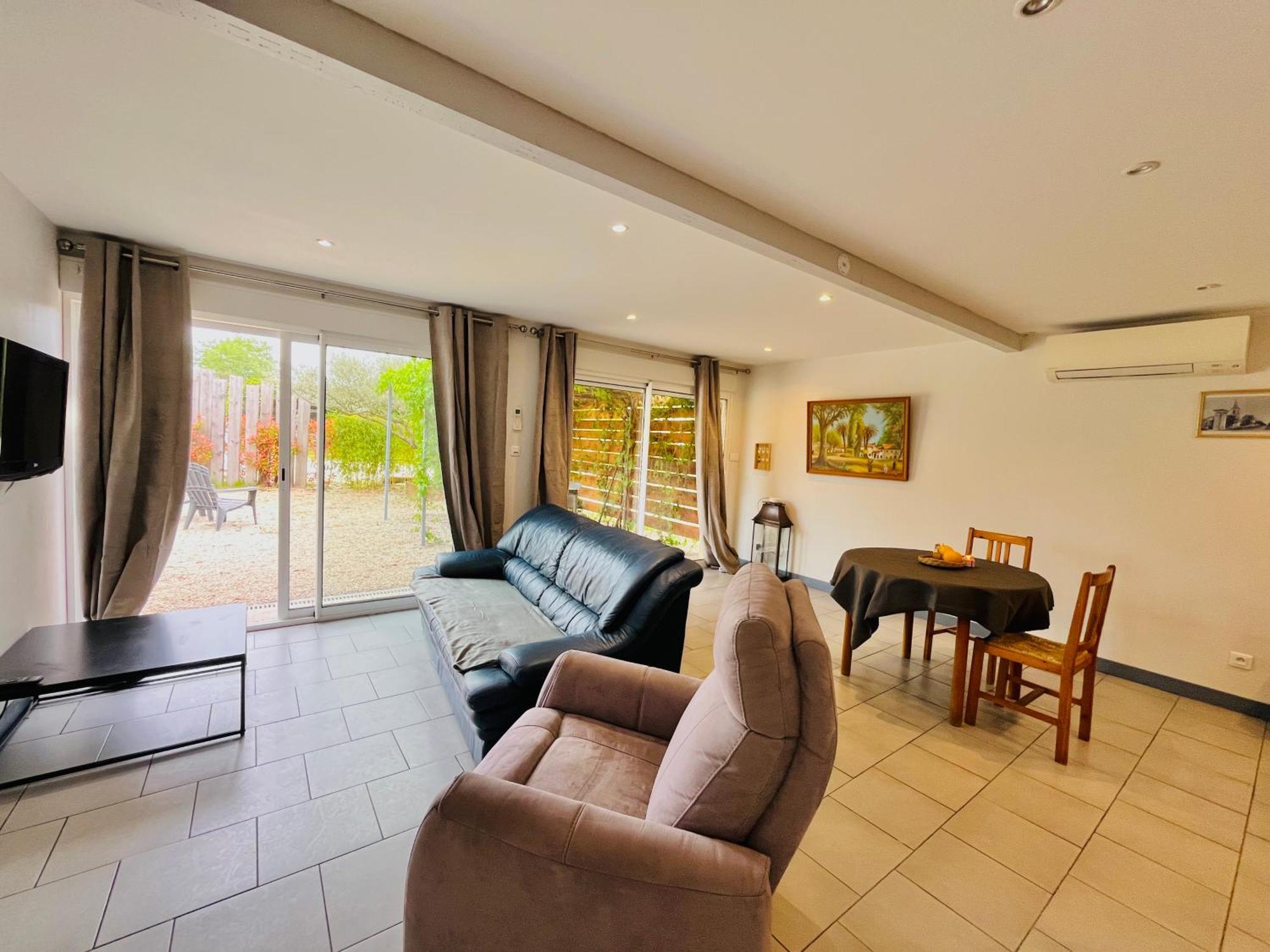 Pierrange Apartment Grillon Bagian luar foto