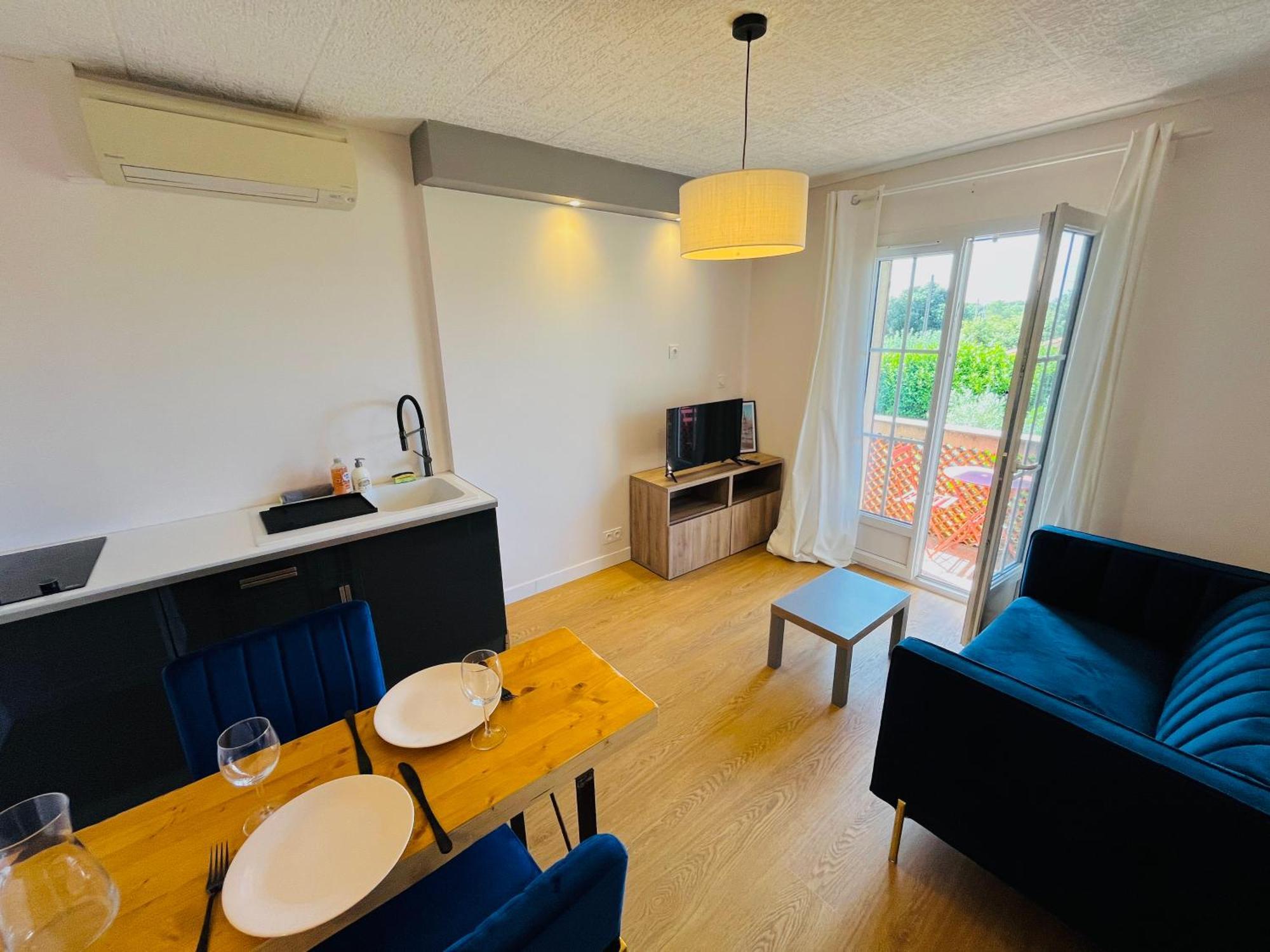 Pierrange Apartment Grillon Bagian luar foto